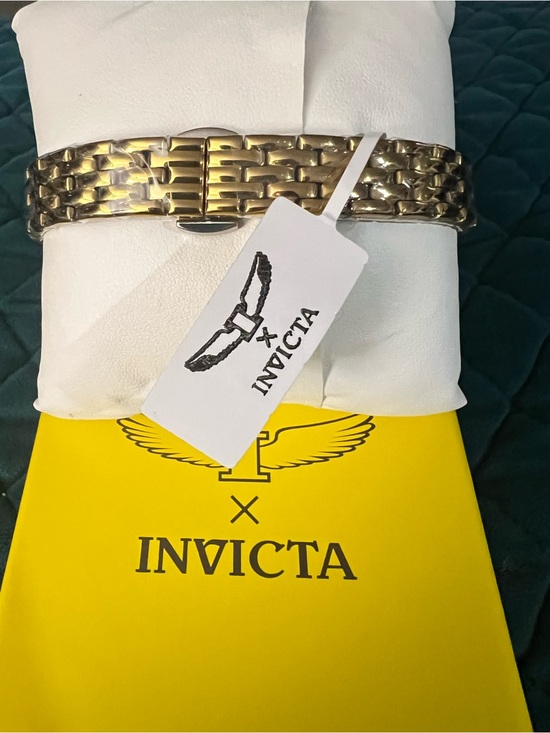 Invicta Women\'s Silver Crystal Floral Accent Black Dial Bracelet Watch (NIB) Invicta Wildflower Collection Crystal Accented 0133 Women main image 4